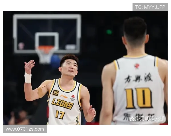 CBA激战山东高速对决浙江广厦谁能在季后赛中笑到最后 CBA激战山东高速对决浙江广厦谁能在季后赛中笑到最后