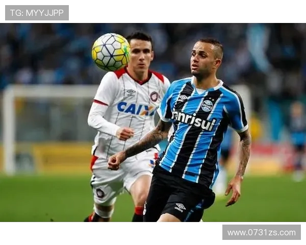 巴伊亚与格雷米的激烈对决揭示巴西足球的魅力与竞争力 巴伊亚与格雷米的激烈对决揭示巴西足球的魅力与竞争力