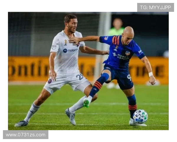 芝加哥火焰与辛辛那的激烈对决揭示足球魅力与团队精神的完美结合 芝加哥火焰与辛辛那的激烈对决揭示足球魅力与团队精神的完美结合