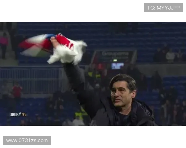 里昂与波尔多激战正酣比分揭晓精彩瞬间回顾